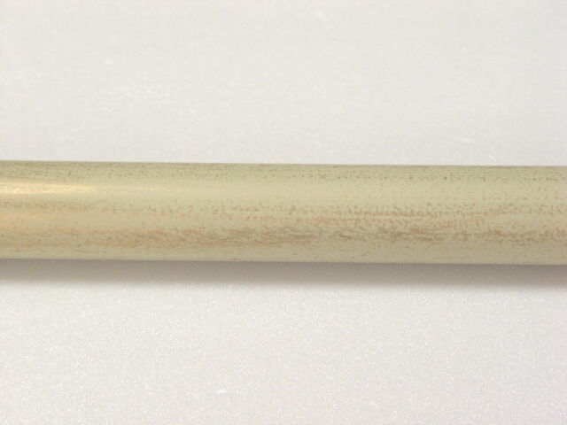 Antique White Curtain Pole - the_material_of_this_curtain_rod_is_iron